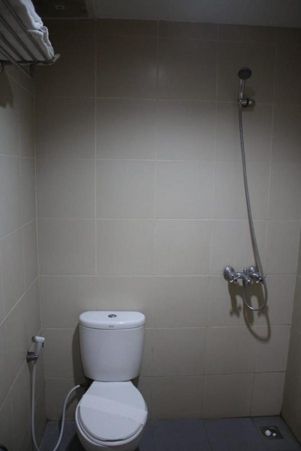 Hotel Grand Karawang Indah מראה חיצוני תמונה